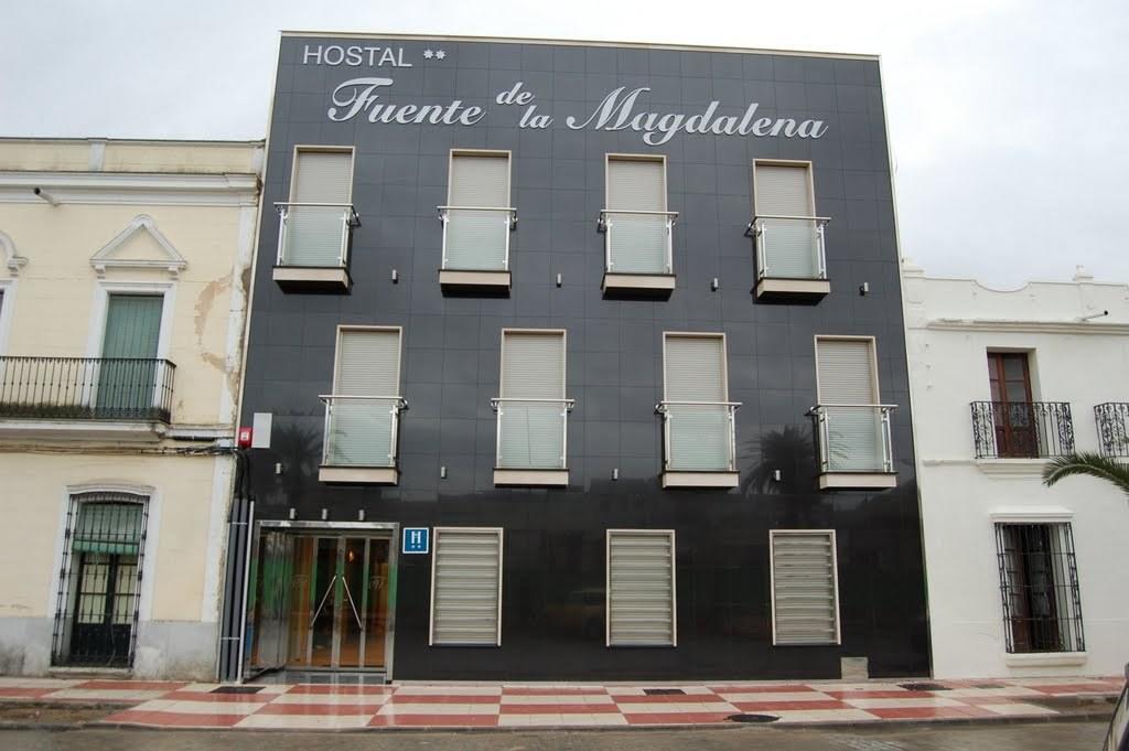 Hotel Fuente De La Magdalena à Santa Amalia Extérieur photo